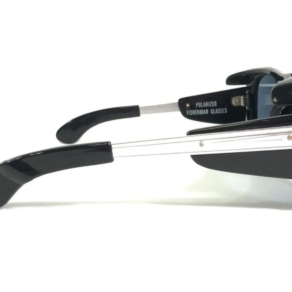 VTG 1986/Thick Glass Polarized Lens/Black/Silver Frames with Side Shield… - Picture 4 of 12